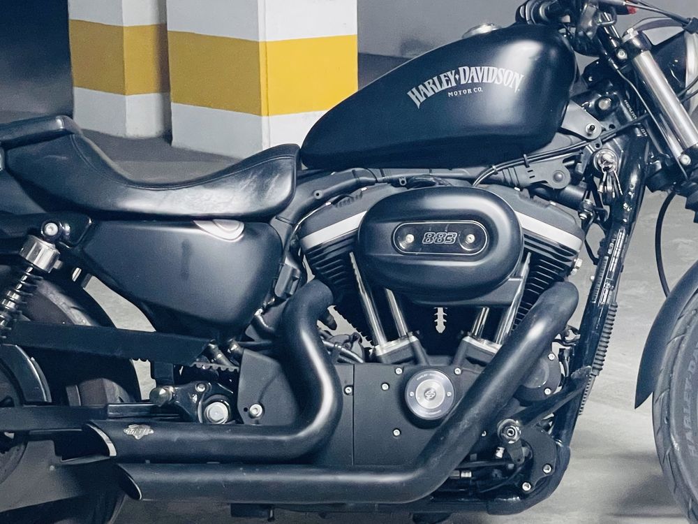 Harley-Davidson 883 IRON