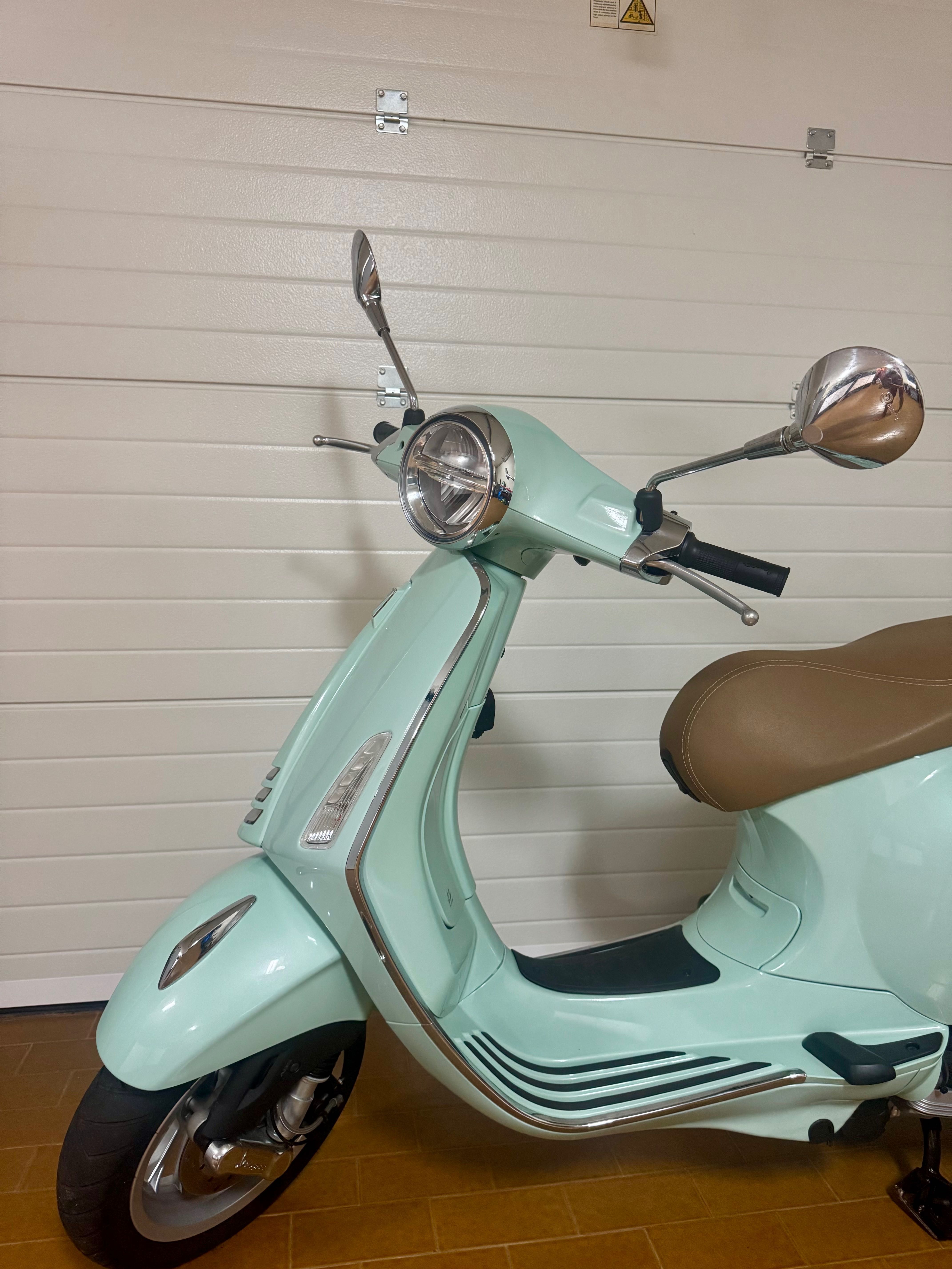 Vespa Primavera 125cc 2021 – Só 246 km