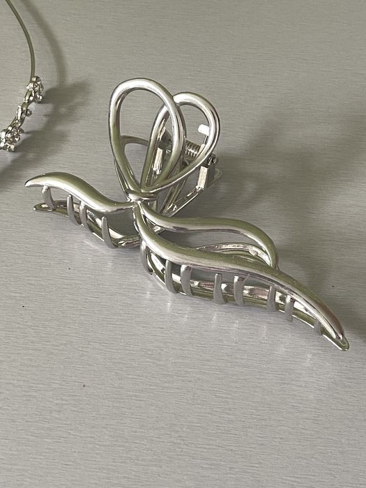 Srebrna opaska i spinka do włosów