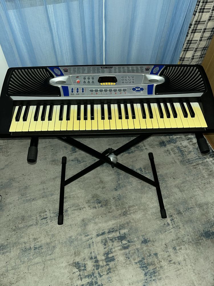 Piano Eletrónico