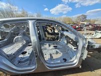 Стойка кузовная центральная правая AUDI Q3 8U 8U0809848