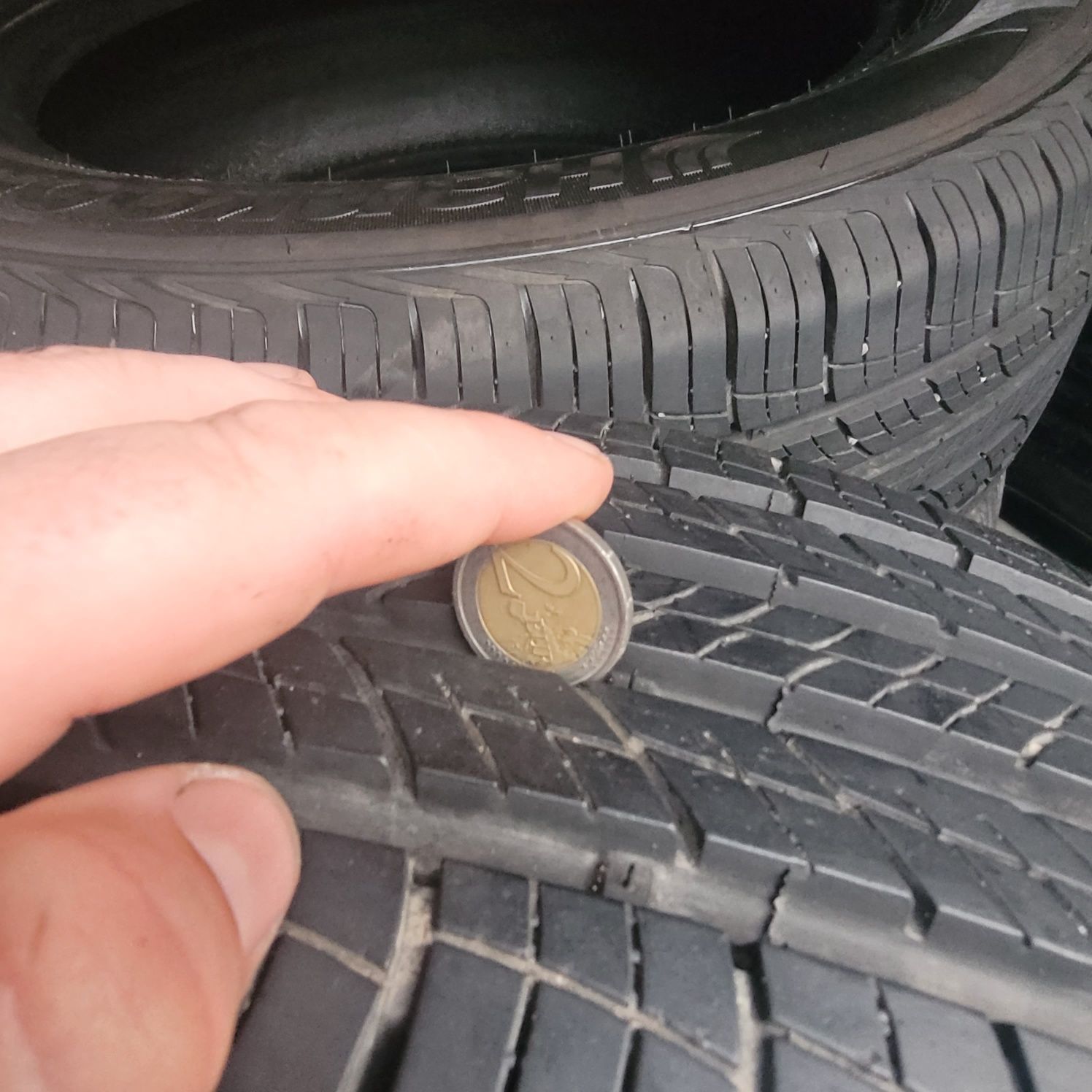 215-60 R17 HANKOOK