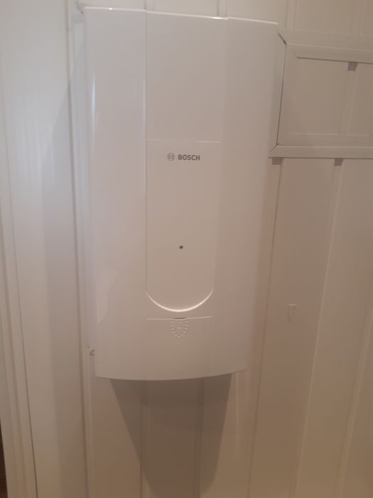 Przepływowy ogrzewacz wody BOSCH TRONIC TR4000-18kW