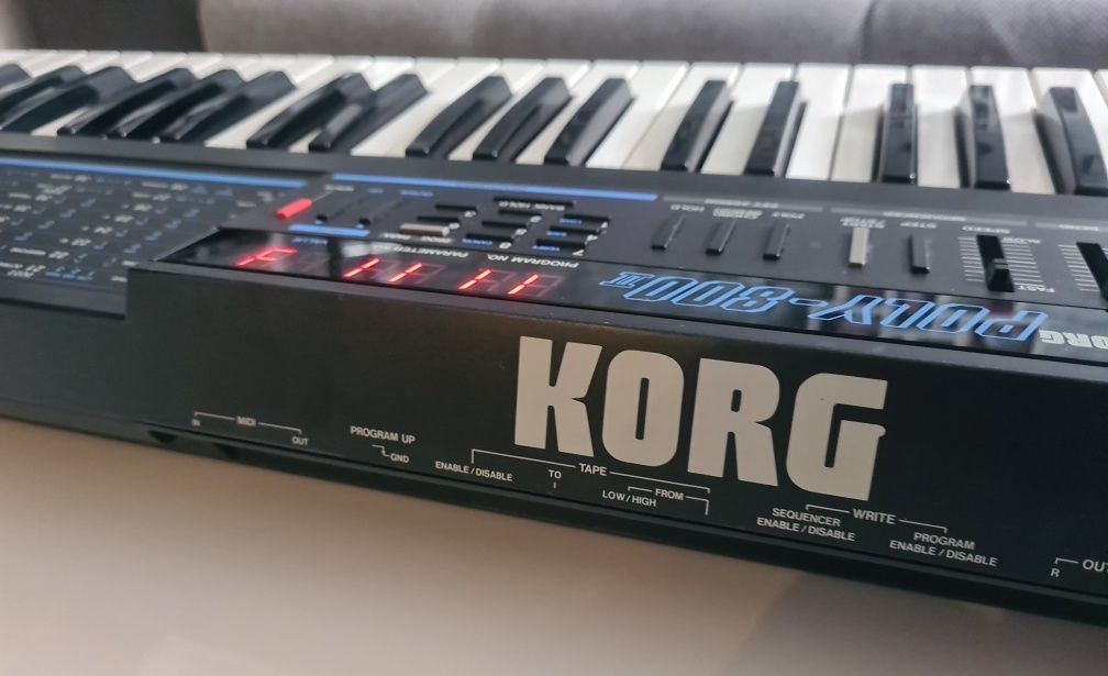 Korg Poly 800 MKII Analog!