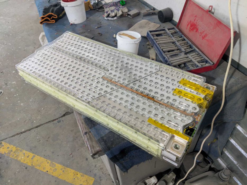 Модулі 5,3 кВт від батареї Tesla