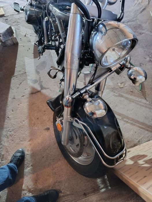 Suzuki Intruder 1500 c90  na części
