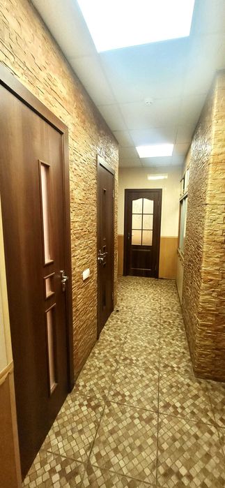 Продаж приміщення, БЕЗПЕЧНЕ місце, вул. Незалежної України, буд. 40-А.