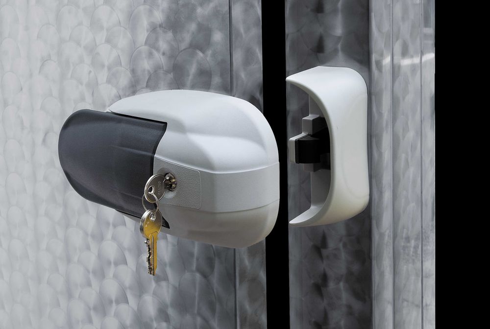 Drzwi chłodnicze zawiasowe jednoskrzydłowe - do serwerowni Trzcianka