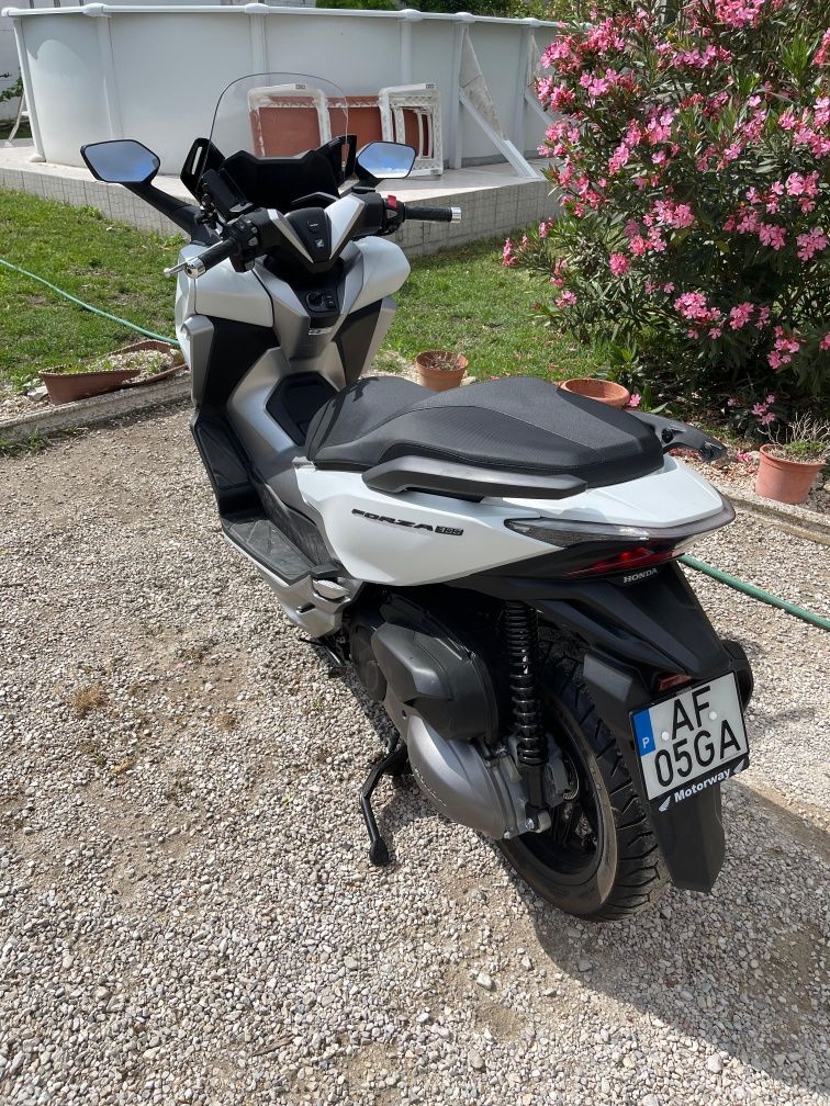 Moto Forza 300cc - 2021