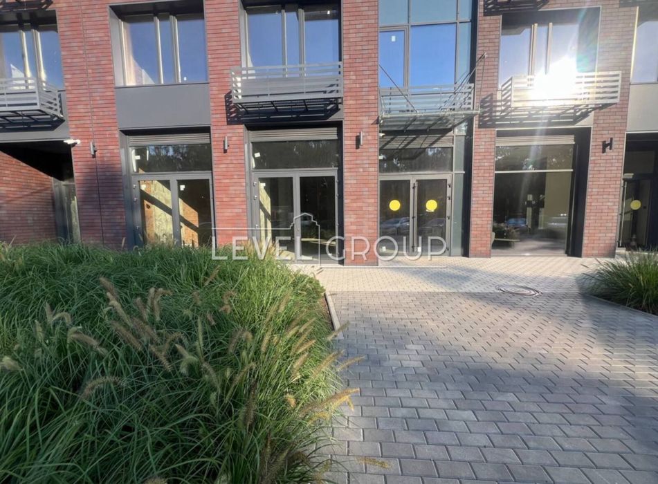 ЖК Новий Автограф Фасад Парк Перемога Ресторан, Магазин, Салон Краси