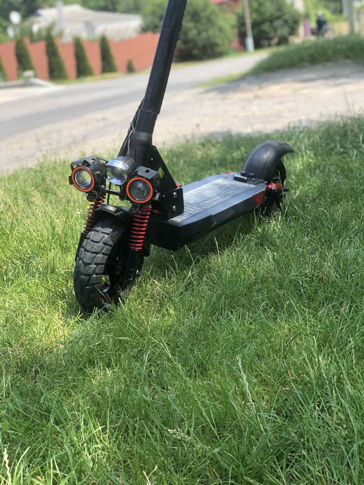 Продам електросамокат Kugoo Kigini M4 pro+ сидіння