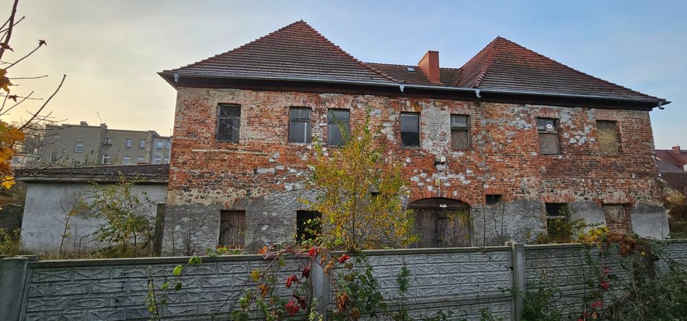 Kamienica Żary do remontu, 10 mieszkań