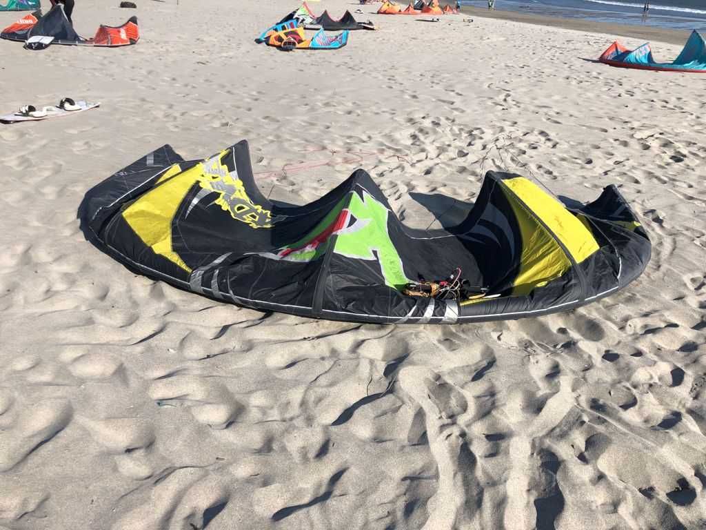 Kite Advance com barra 7 Metros em muito bom estado