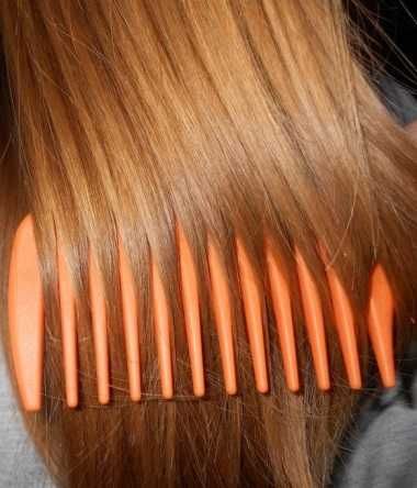 Гребінець для розплутування волосся/Расчёска для волос DETANGLE COMB