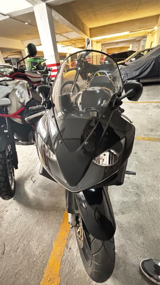 CBR 600F 2001 - Irrepreensivel