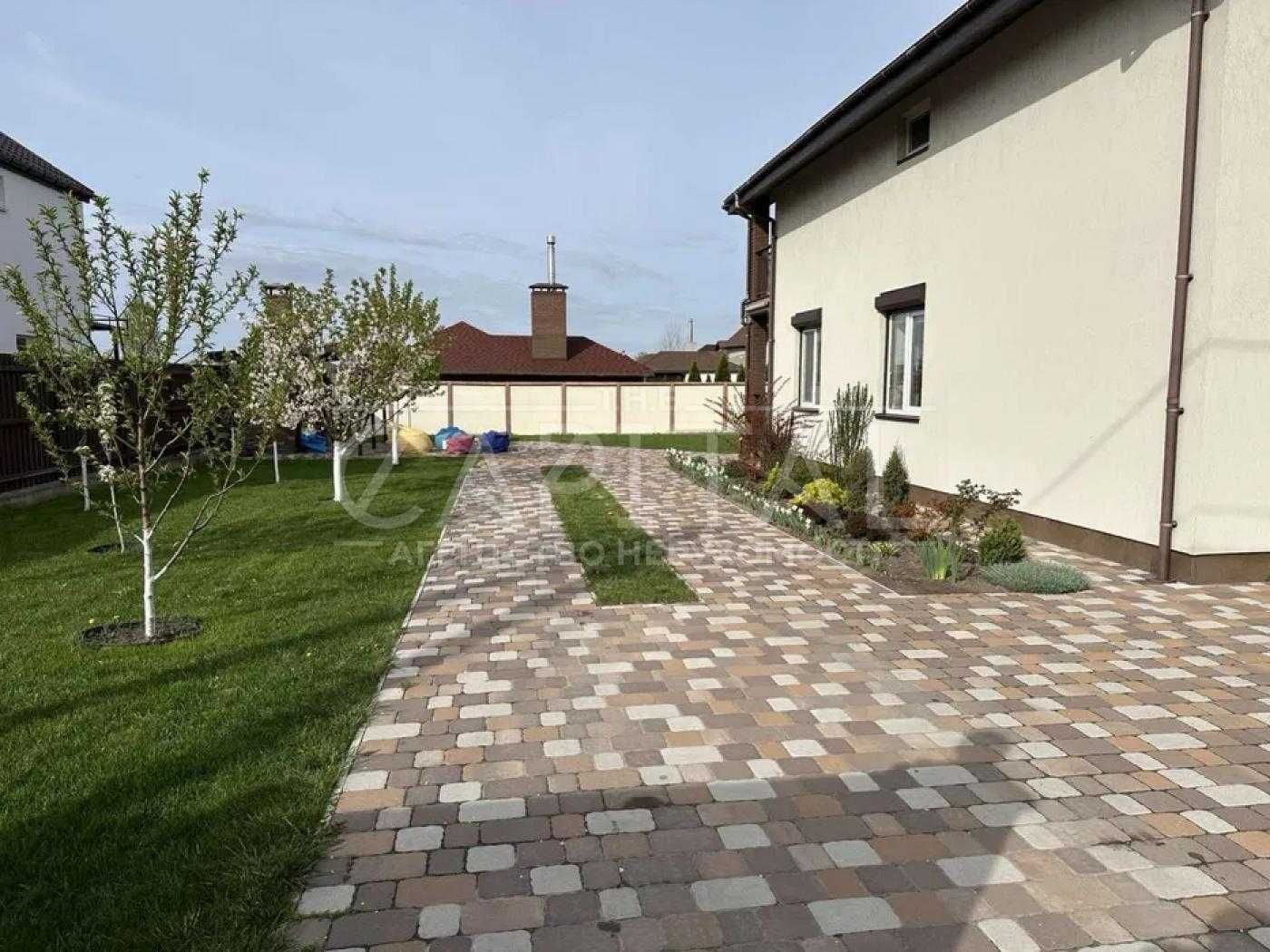 YO будинок дві тераси гараж комунікації під БАСЕЙН мангальна зона 4 к