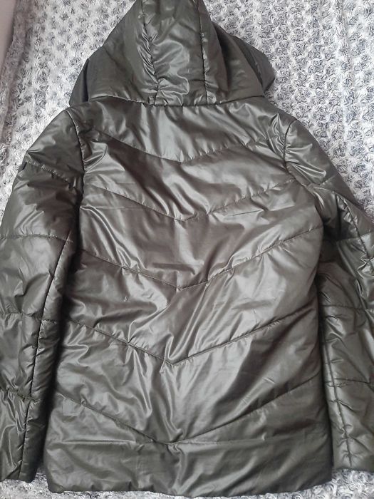 Жіноча куртка Весна