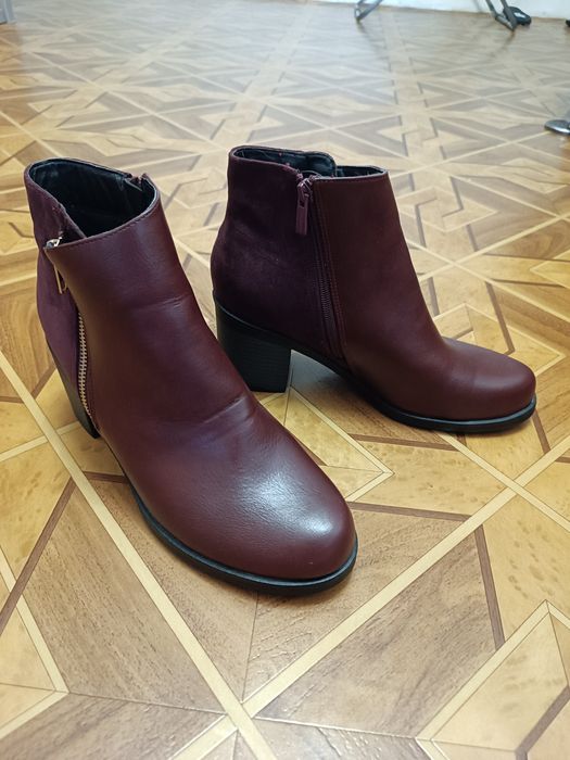 Черевики жіночі розмір 40