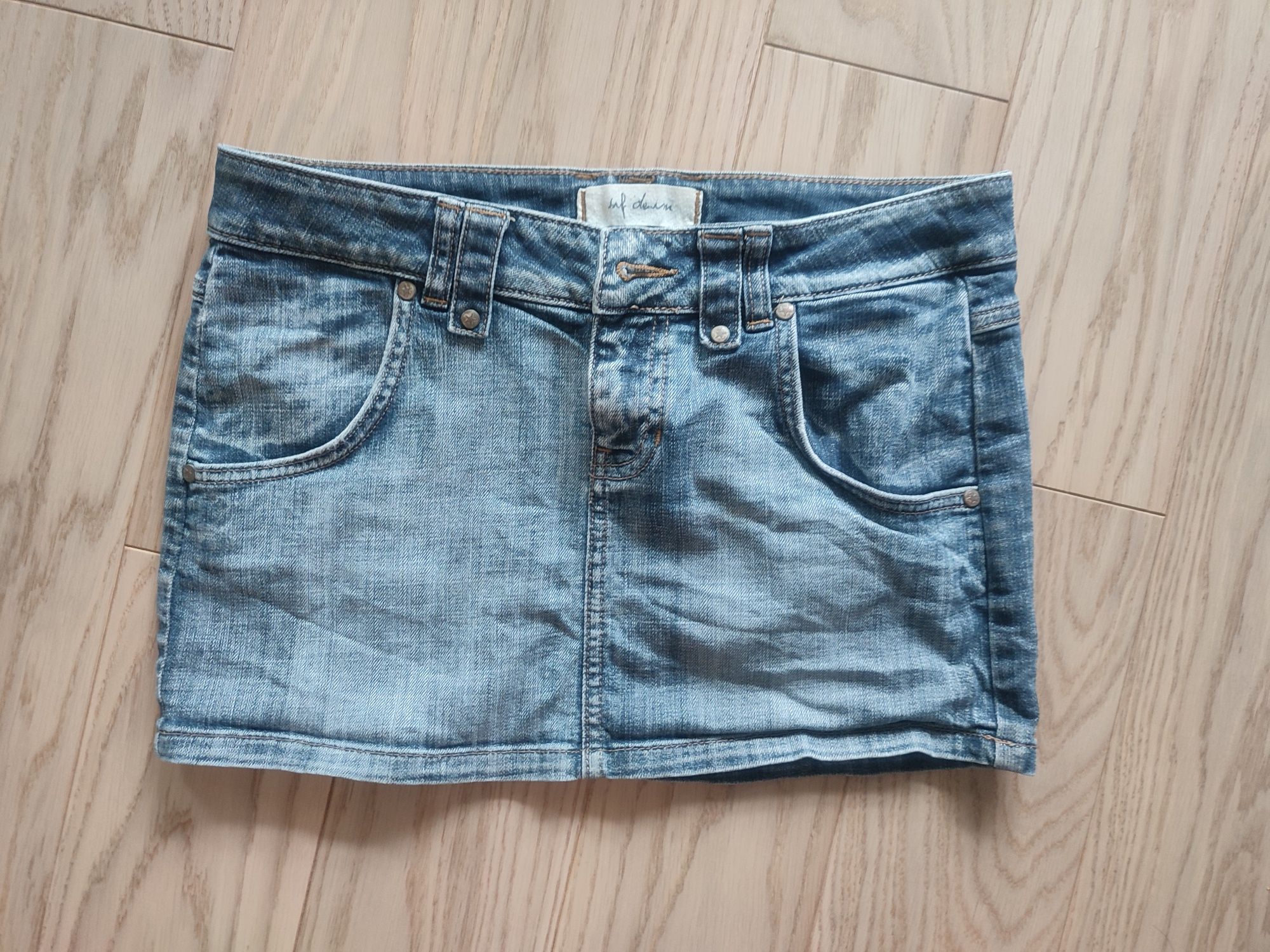Mini spódniczki, jeans, materiał, każda szt za 10zł