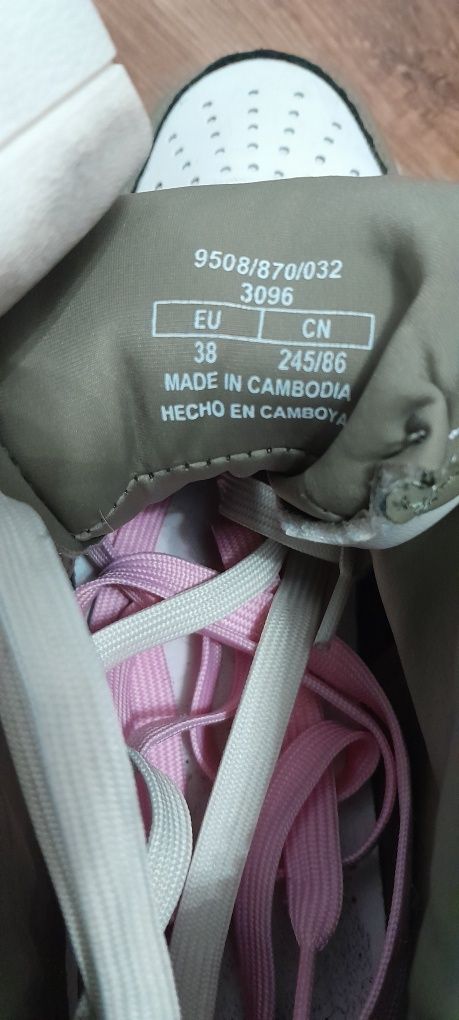 Buty Stradivarius rozmiar 38