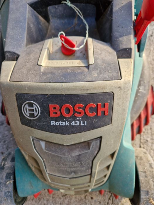 Corta relva eletrico Bosch 43 cm lamina