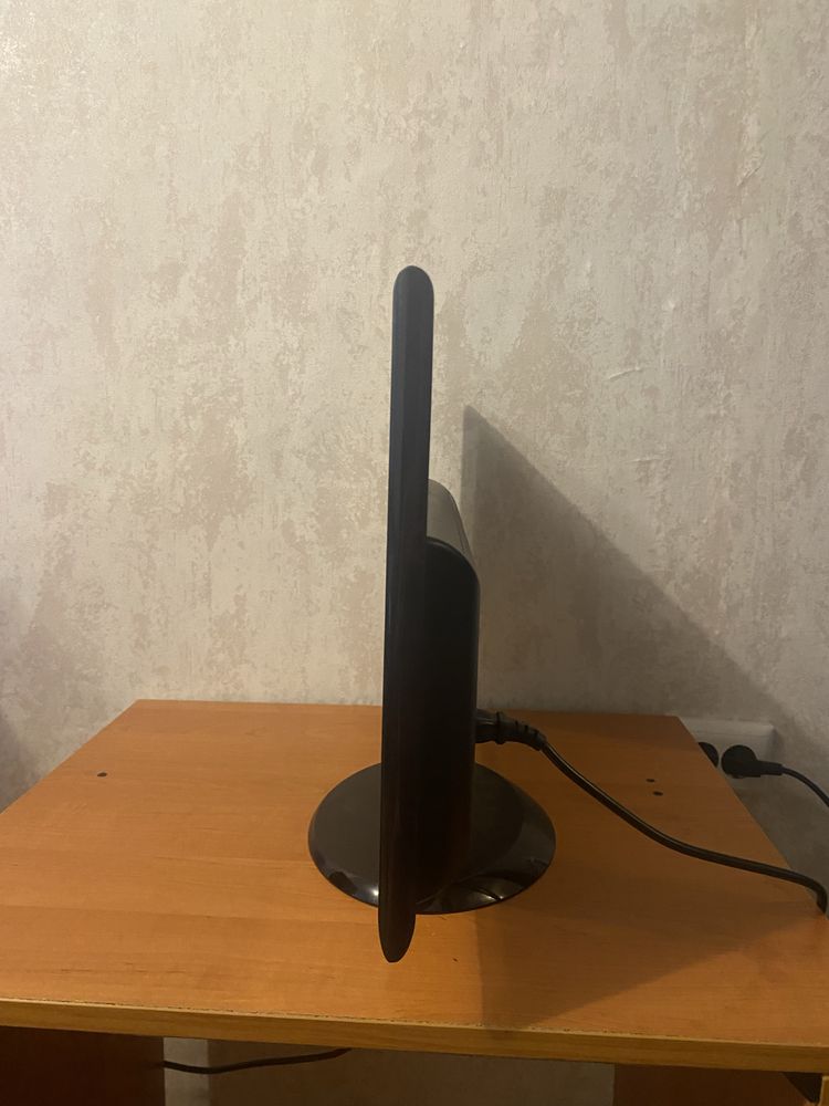 Продам Монитор AOC e2250Swnk