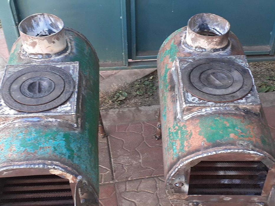 Продам 2 буржуйки ,колисники з арматури 12мм, ціна 3300 гр за штуку