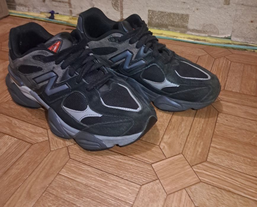 Продам кроссовки New Balance и кроссовки Primark женские