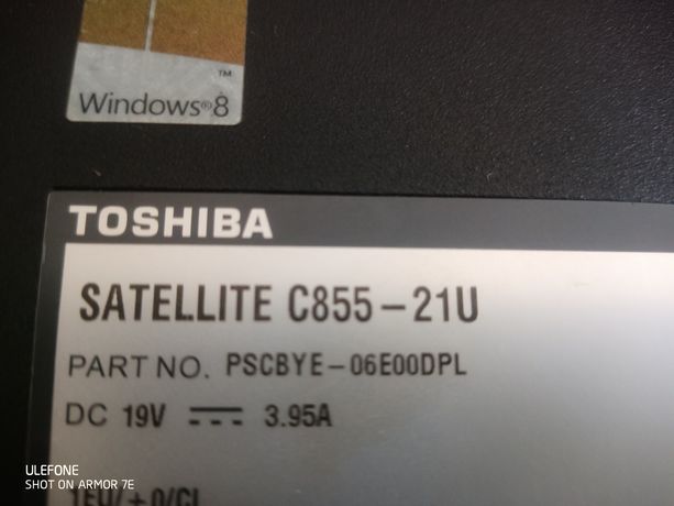 Toshiba C855 stan słaby ale dziala