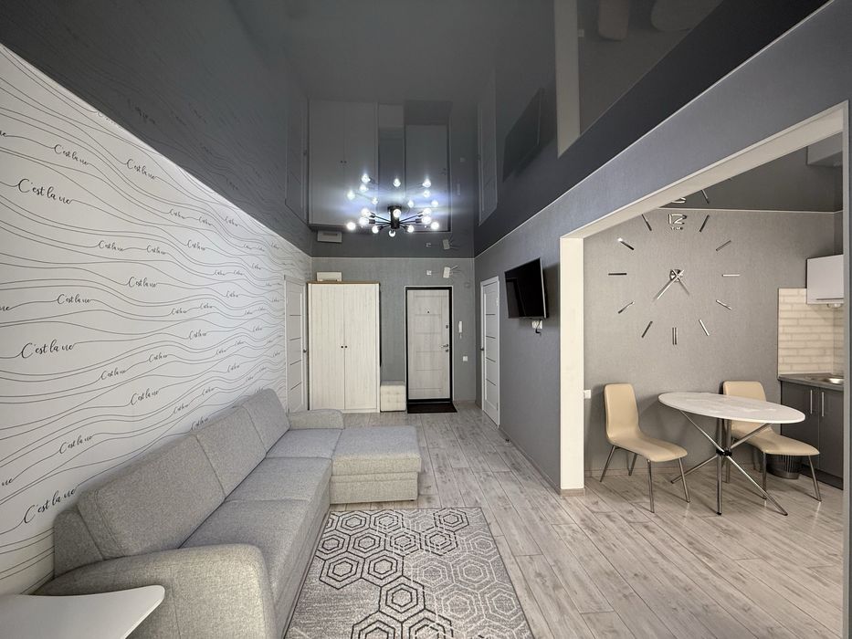 Продам 2-комн.квартиру с ремонтом /Левый Берег