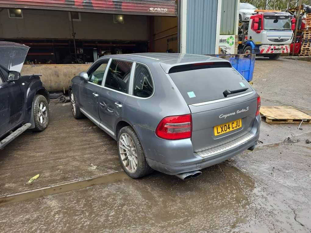 Крышка багажника ляда Porsche Cayenne 955 Turbo S