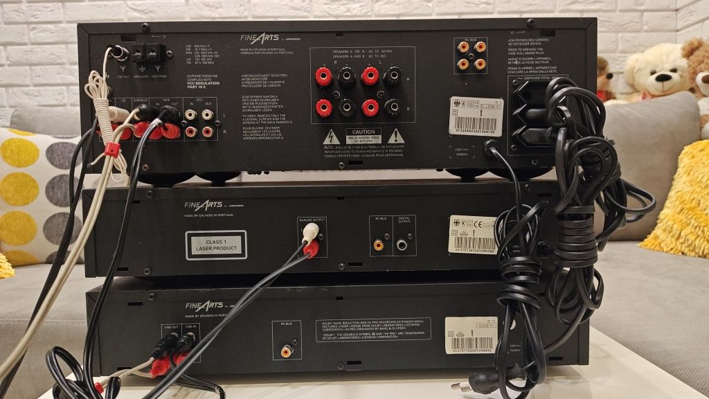 GRUNDIG Fine Arts, wieża R3, CD11, CF11. Świetny stan.