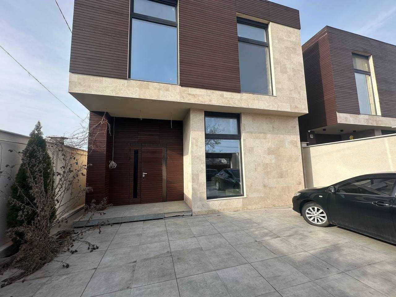 Предлагается к продаже современный дом 164 м²,  ул. Марии Демченко.