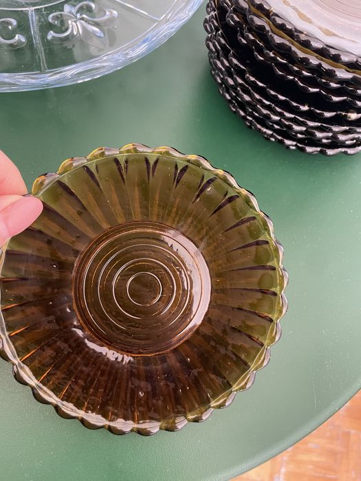 Zestaw szklane mini talerzyki bursztynowe brązowe szkło