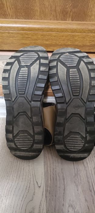 Продам дитячі взуття