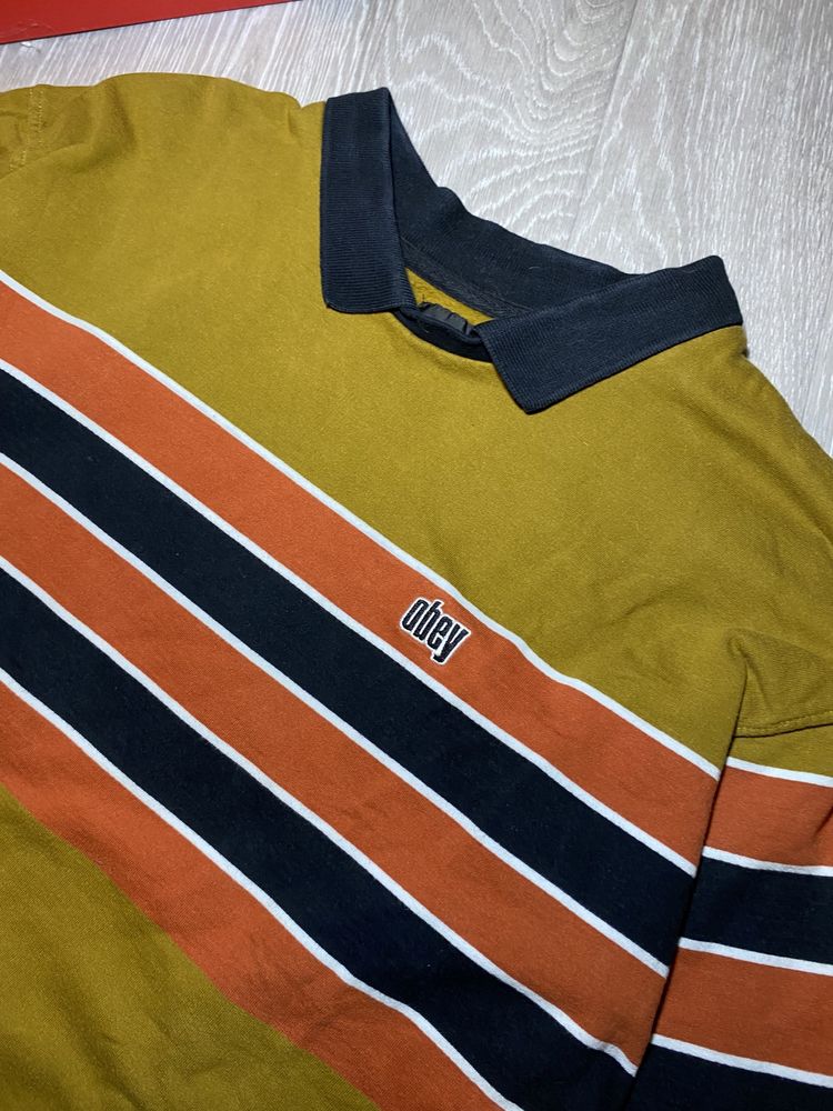 Світшот Obey