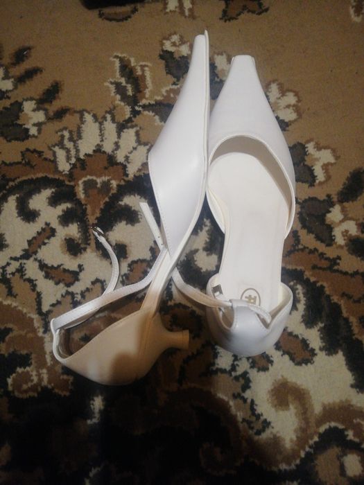Buty slubne rozm 40