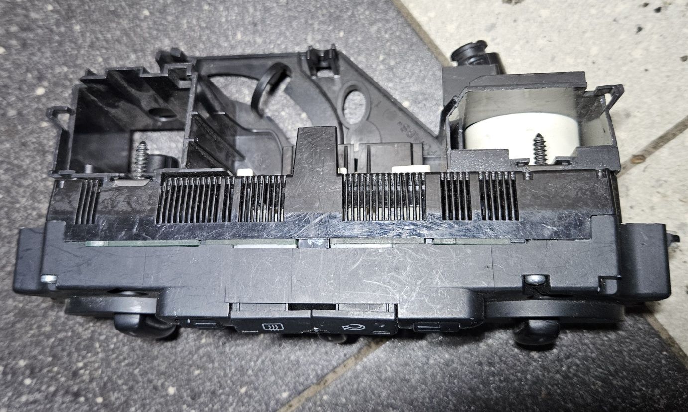 Skoda Yeti panel sterownik klimatyzacji Octavia Superb