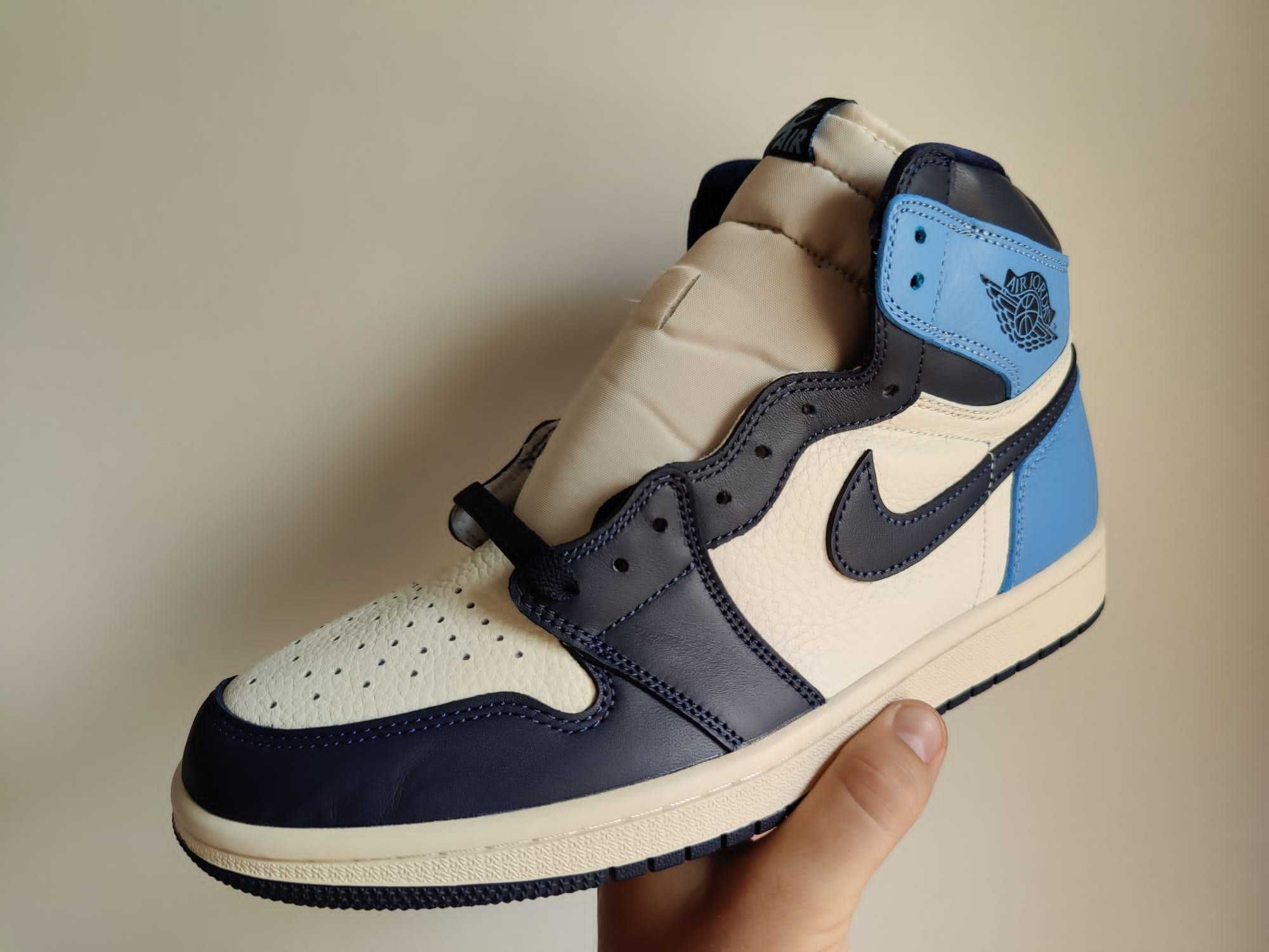 Nike Jordan 1 Retro High Obsidian UNC