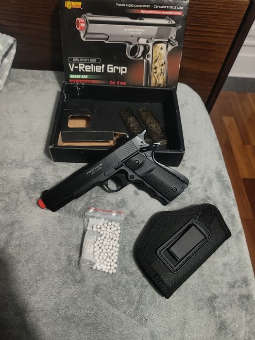 Airsoft Colt 1911 black greengas