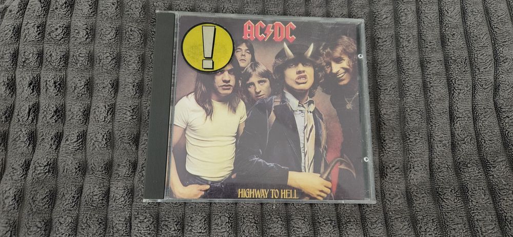 AC/DC - Highway to Hell.