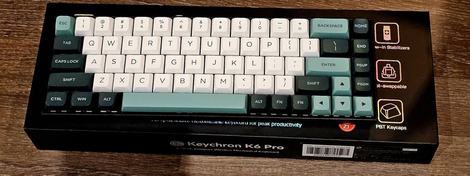 Keychron K6 Pro Wireless K6P-Z1 plus dodatki