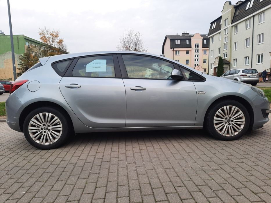 Opel Astra J 2014 r. Benzyna + Gaz