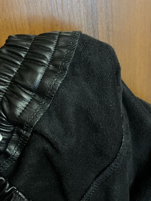 Продам шкіряну спідницю з італійської екошкіри преміум якості.