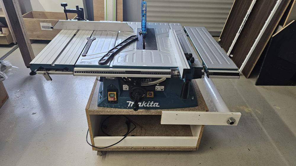 Makita MLT 100 pilarka stołowa 1500 W