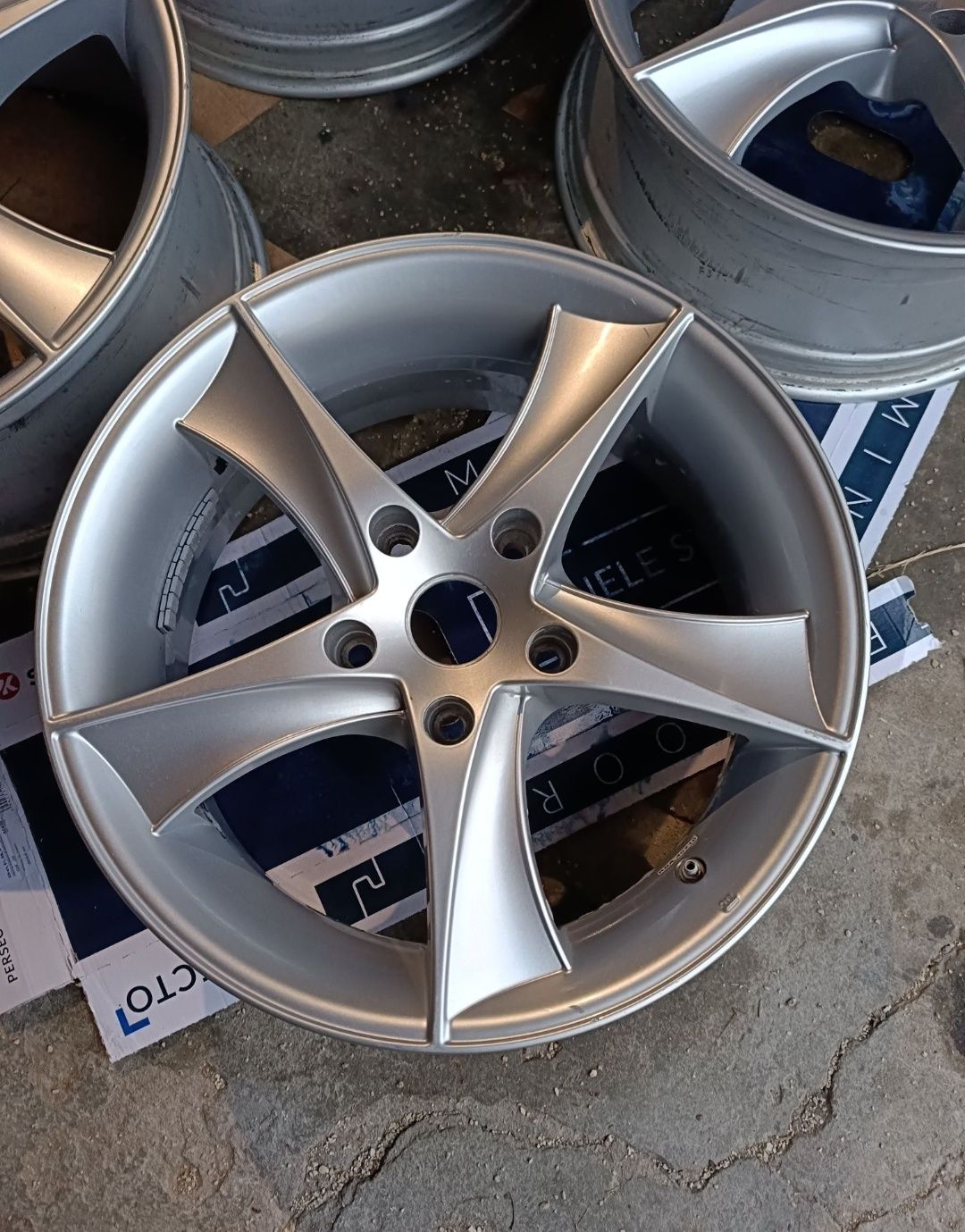 Felgi 5x127 18 cali Jeep Dodge Fiat itp.
