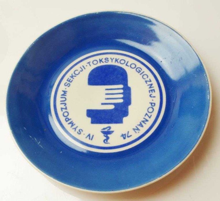 Pamiątkowy talerz z IV Sympozjum Sekcji Toksykologicznej Poznań 74