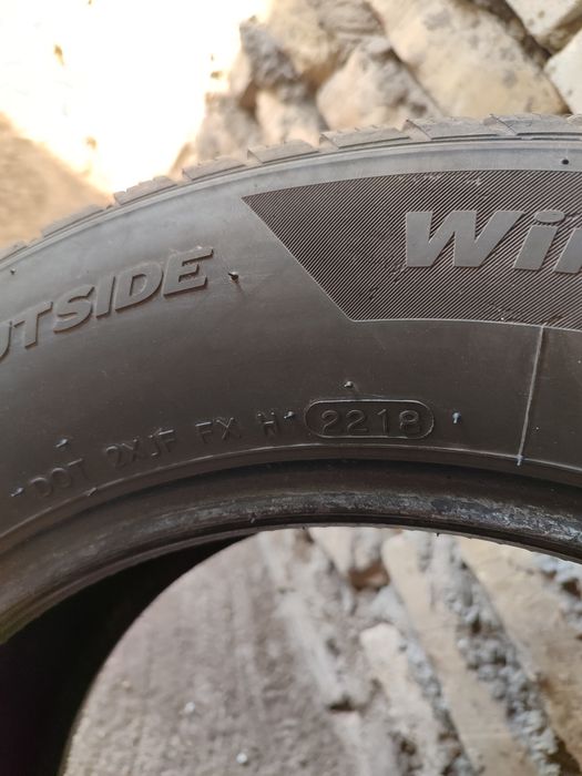 Пара зимових шин 225/60/17