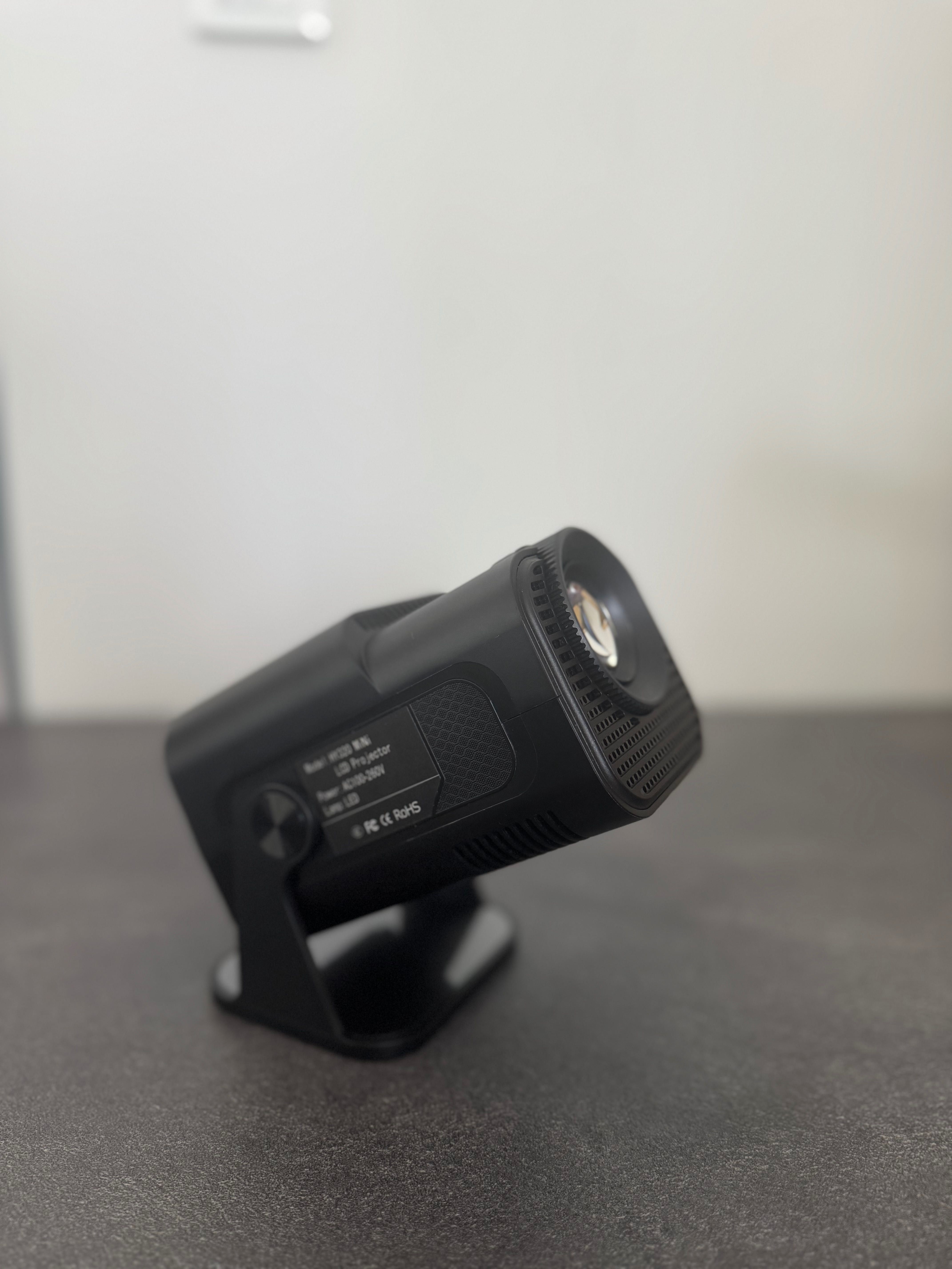 Projector Magcubic HY320
