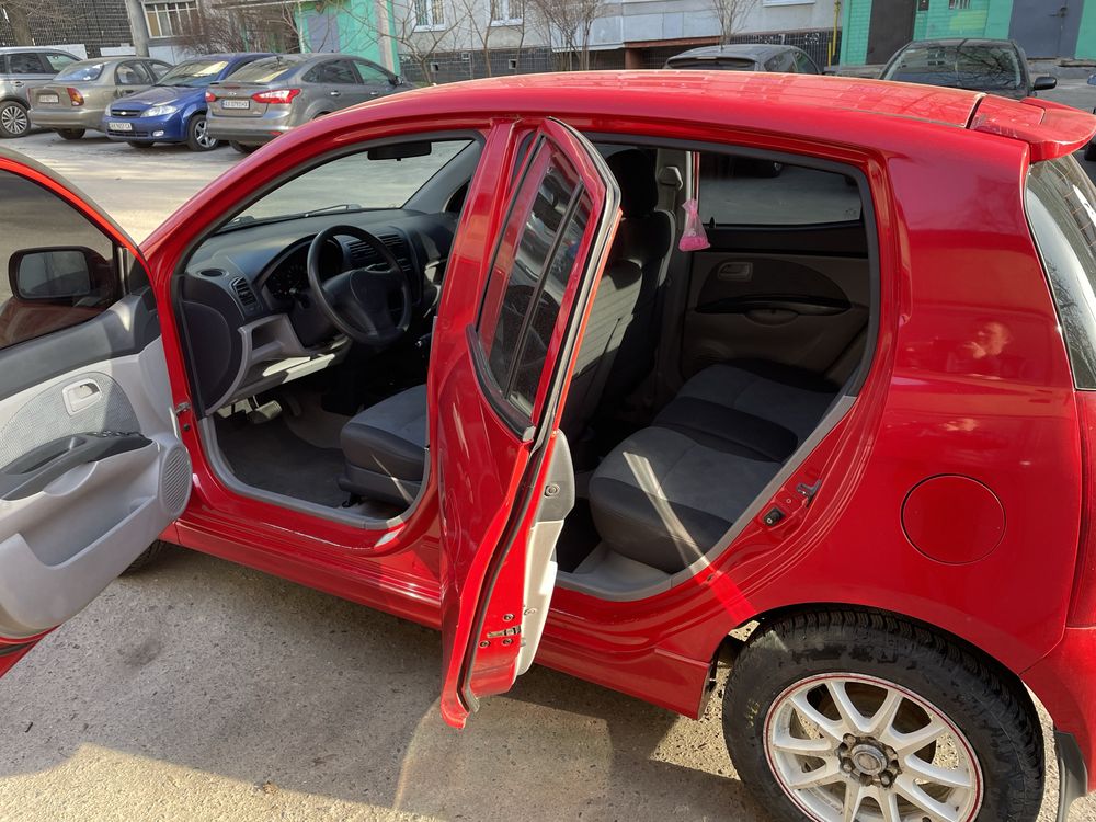 Продам авто Kia Picanto 2007года. Коробка атомат, двиг. 1.1л